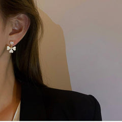 Love Gardenia Earrings -A117G