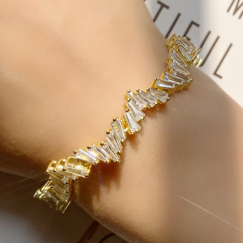 Sparkling irregular gemstone plated 18-karat gold bracelet -SL015