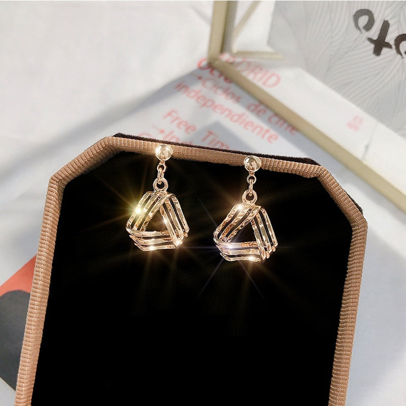 Simple hollow triangle earrings -E1171G