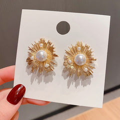 Light Luxury Unique Sunflower Earrings -E1761G