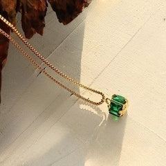 Four claw-button emerald Zircon Necklace -NE300GR