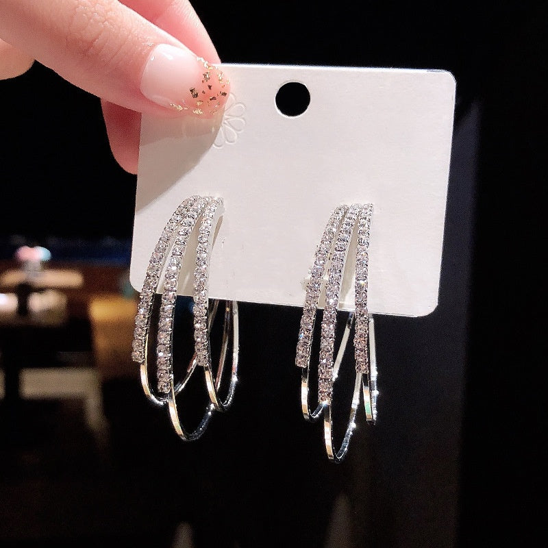 Moon bend full of diamond earrings -E1010G