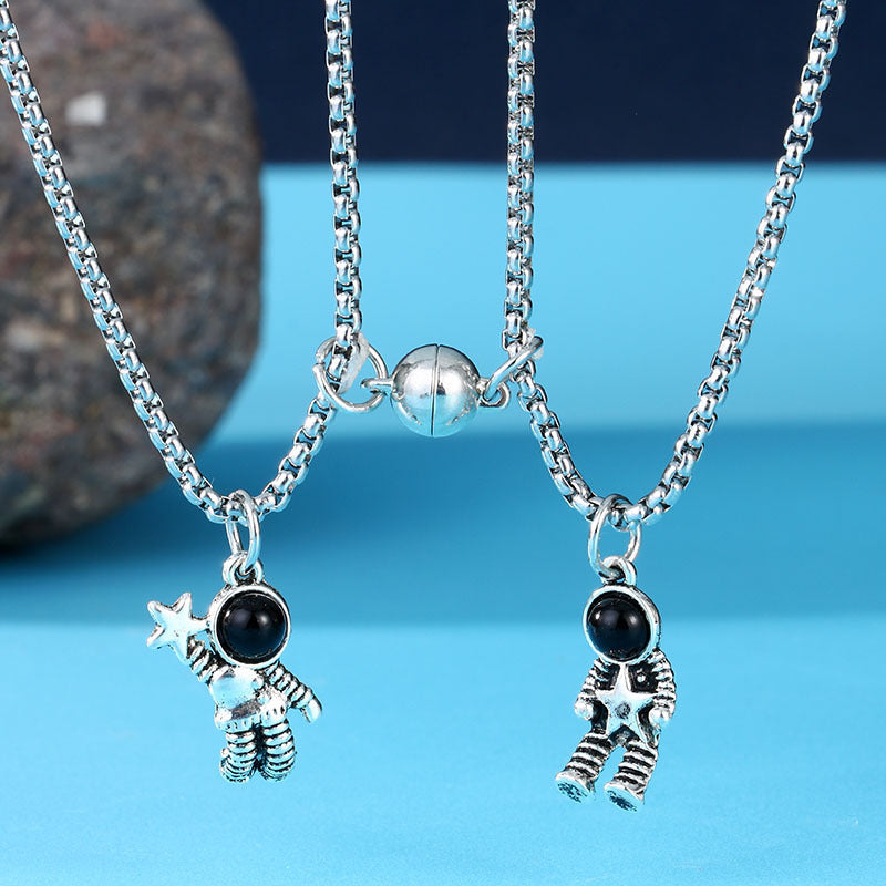 Antique spaceman necklace set for couples HPX005