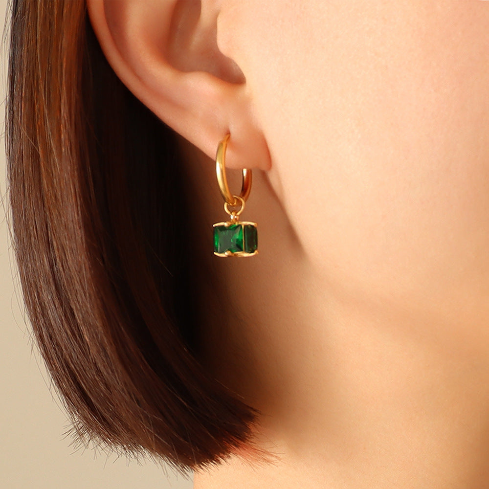 Four claw buckle emerald zircon titanium steel earrings -ER301GR