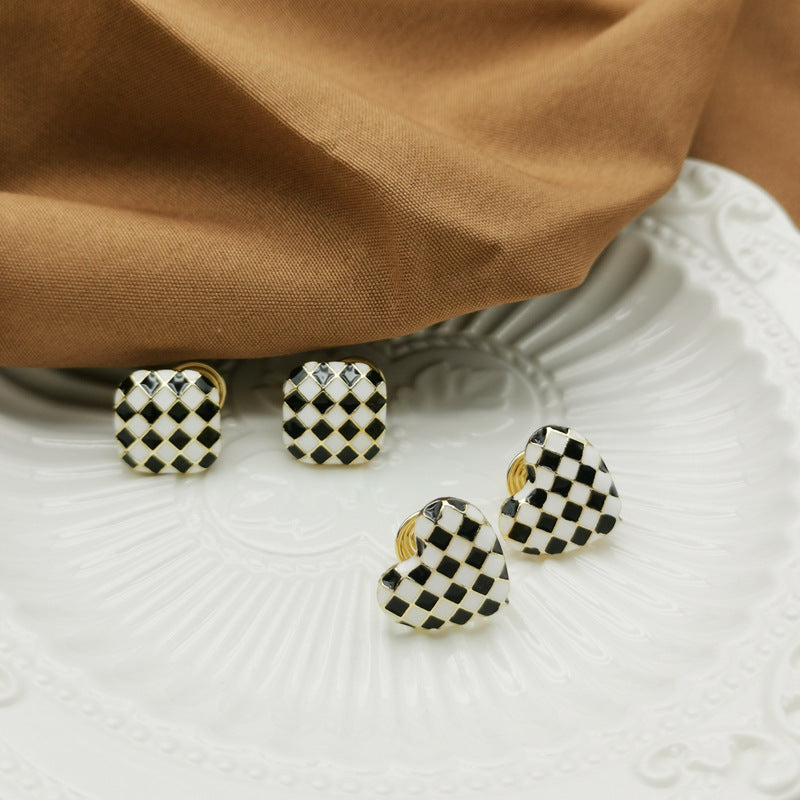 Black and White Style Love ear clip -KD034