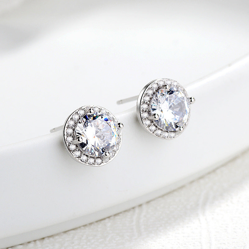 1 carat round diamond earrings plated in 18k white gold -E568