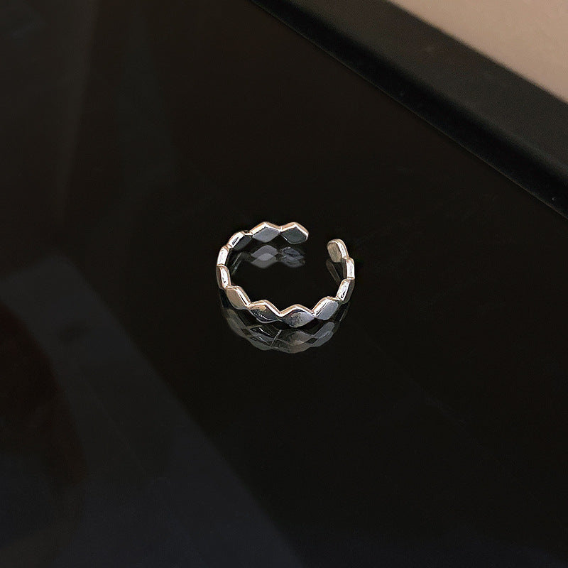 Adjustable ring ring with wavy opening -J737S