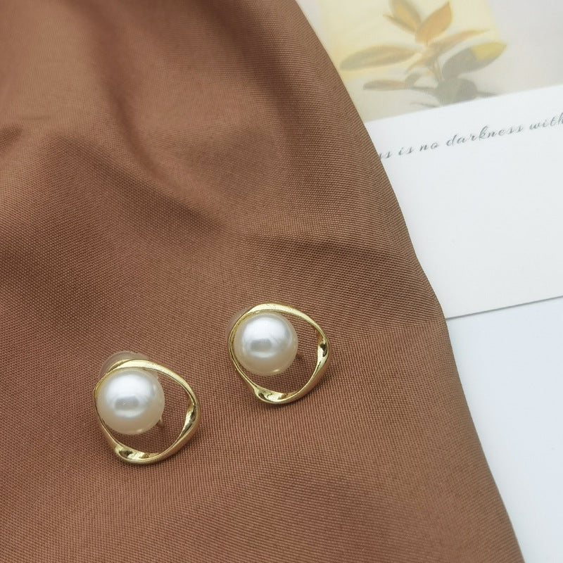 Irregular ring ear clip with pearl -KE033