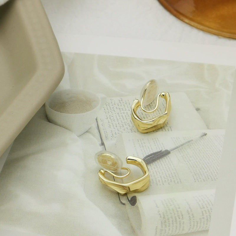 Gold simple cold ear clip -KG002